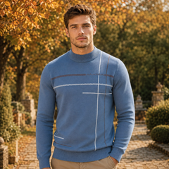 Maglione uomo blu a collo lupetto con motivo geometrico di righe bianche
