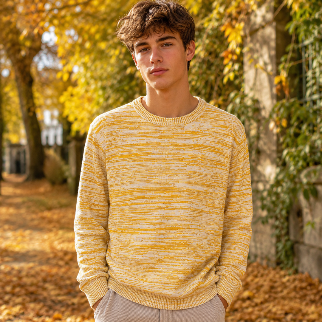Maglione uomo giallo mélange a girocollo con linee orizzontali e polsini a coste
