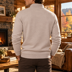 Retro del maglione uomo beige con collo montante e bordo inferiore a coste