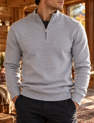 Maglione uomo grigio a mezza zip con collo montante e polsini a coste