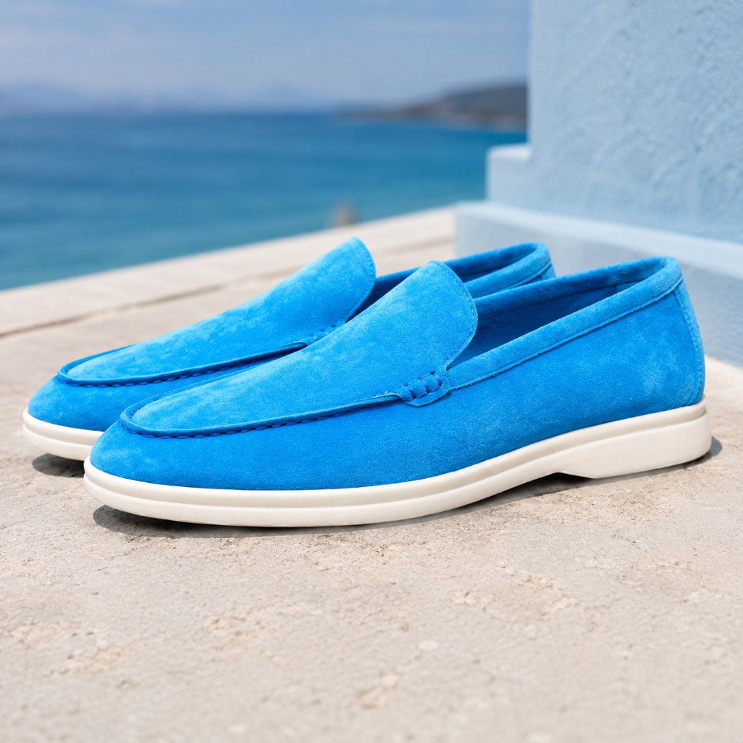 Mocassini uomo blu azzurro con punta tonda e spessa suola bianca