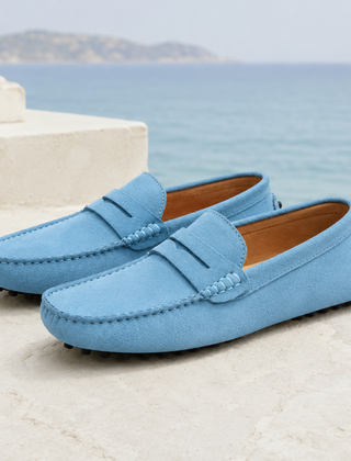 Mocassini uomo azzurri con fascetta a penny e suola a pallini