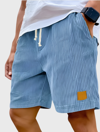 Pantaloncini uomo azzurro polvere a coste con laccetti in vita e taglio comodo