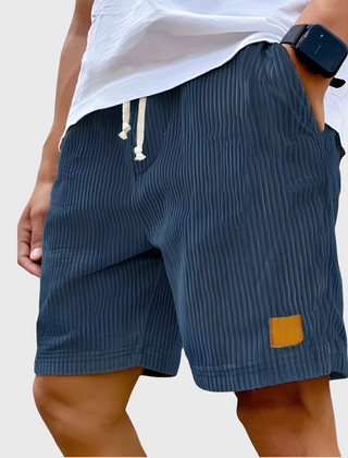 Pantaloncini uomo blu navy con coulisse écru e dettaglio etichetta a contrasto