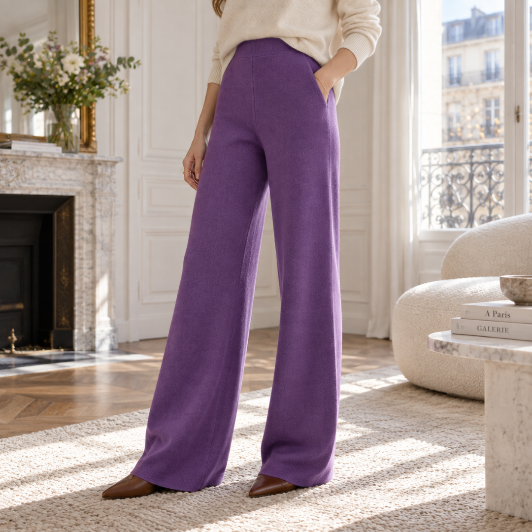 Pantaloni viola a gamba larga con cucitura centrale davanti e fondo a coste