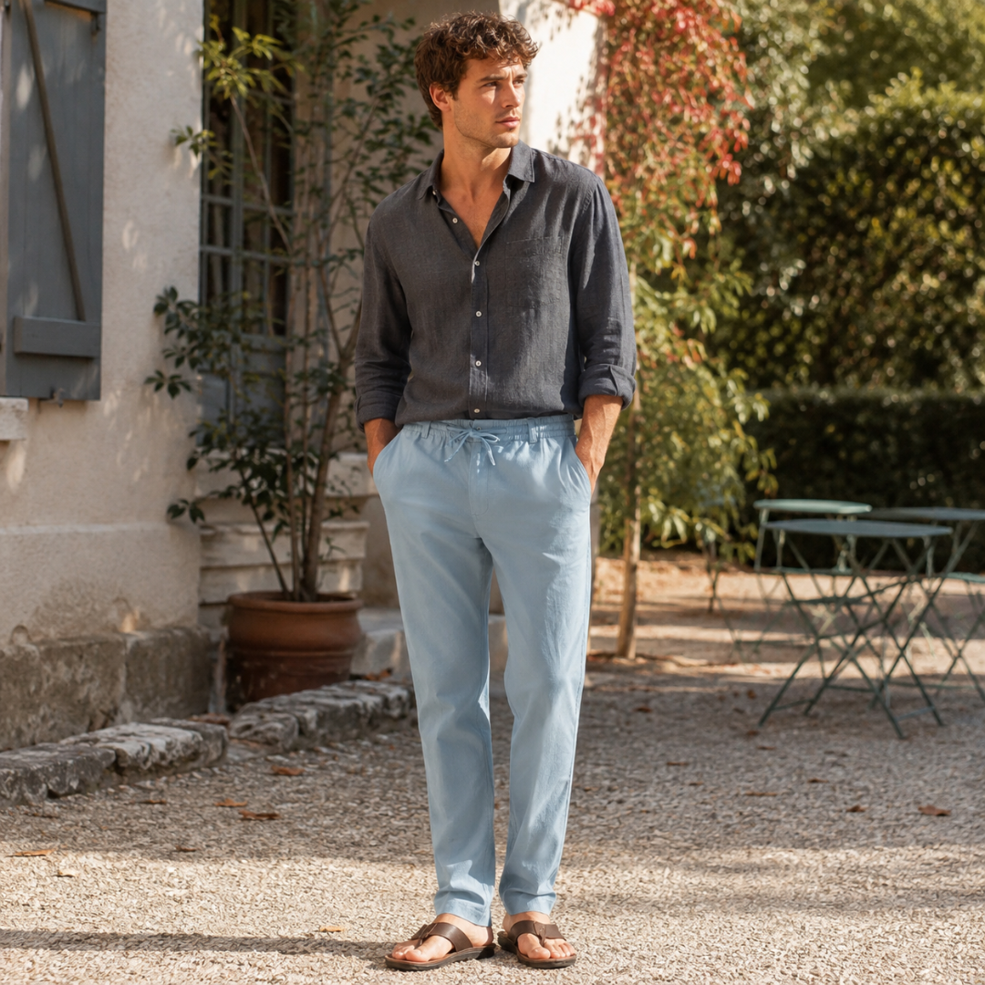 Pantaloni uomo azzurro pastello con nodo in vita e gamba dritta