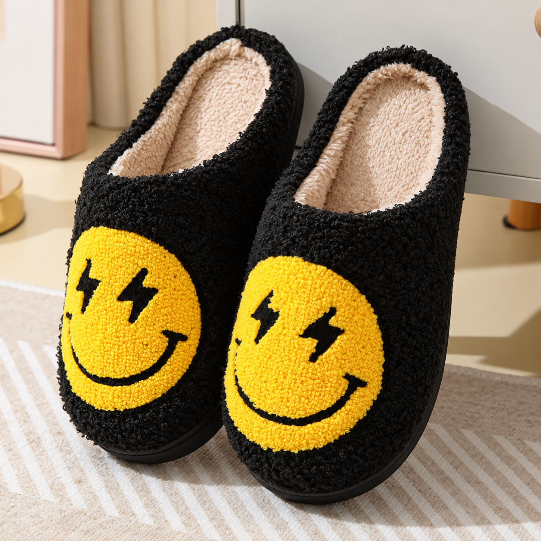 Pantofole donna nere con grande smiley giallo e interno chiaro