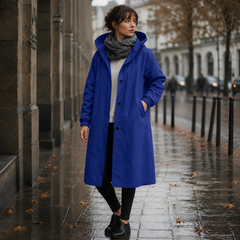 Parka donna blu royal lungo con cappuccio e chiusura a bottoni sul davanti