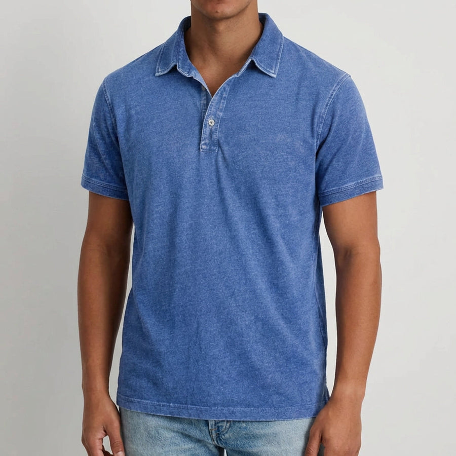 Polo uomo blu a maniche corte con colletto aperto e due bottoni chiari