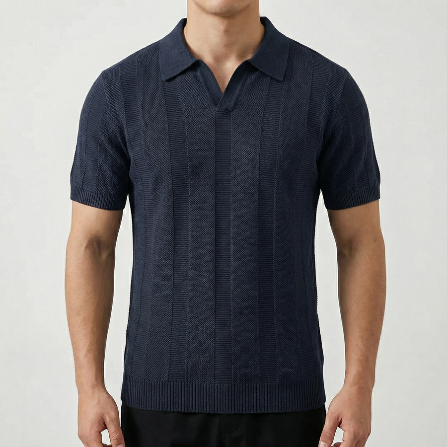 Polo uomo blu navy maniche corte, scollo a V con collo aperto e lavorazione a rilievo