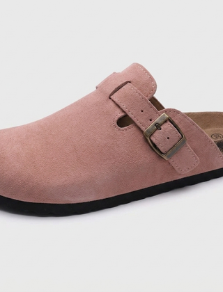 Sabot donna rosa con punta chiusa e fibbia dorata, vista laterale