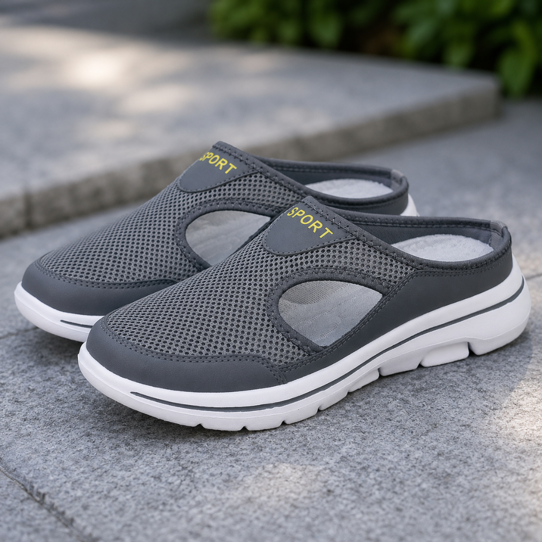 Sabot uomo grigio scuro traforati con scritta SPORT gialla e suola bianca