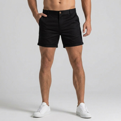 Shorts uomo neri corti con orlo risvoltato e vita media con passanti