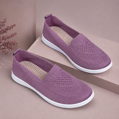 Sneakers donna viola slip-on con motivo traforato sul collo del piede e suola bianca