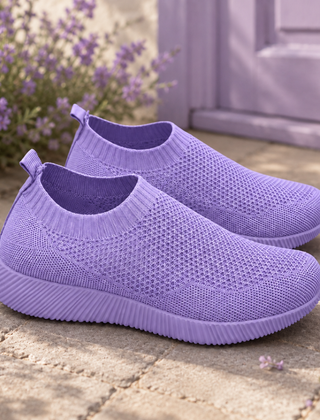 Sneakers slip on viola con bordo a coste, linguetta posteriore e suola bassa
