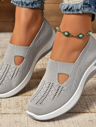 Sneakers grigie donna slip-on con motivo traforato e punta arrotondata
