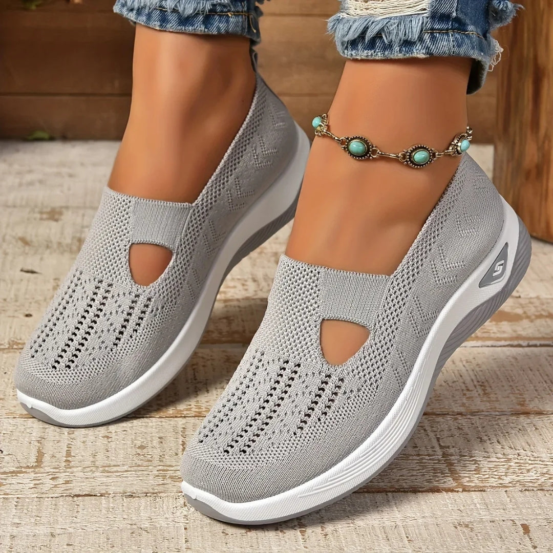 Sneakers grigie donna slip-on con motivo traforato e punta arrotondata