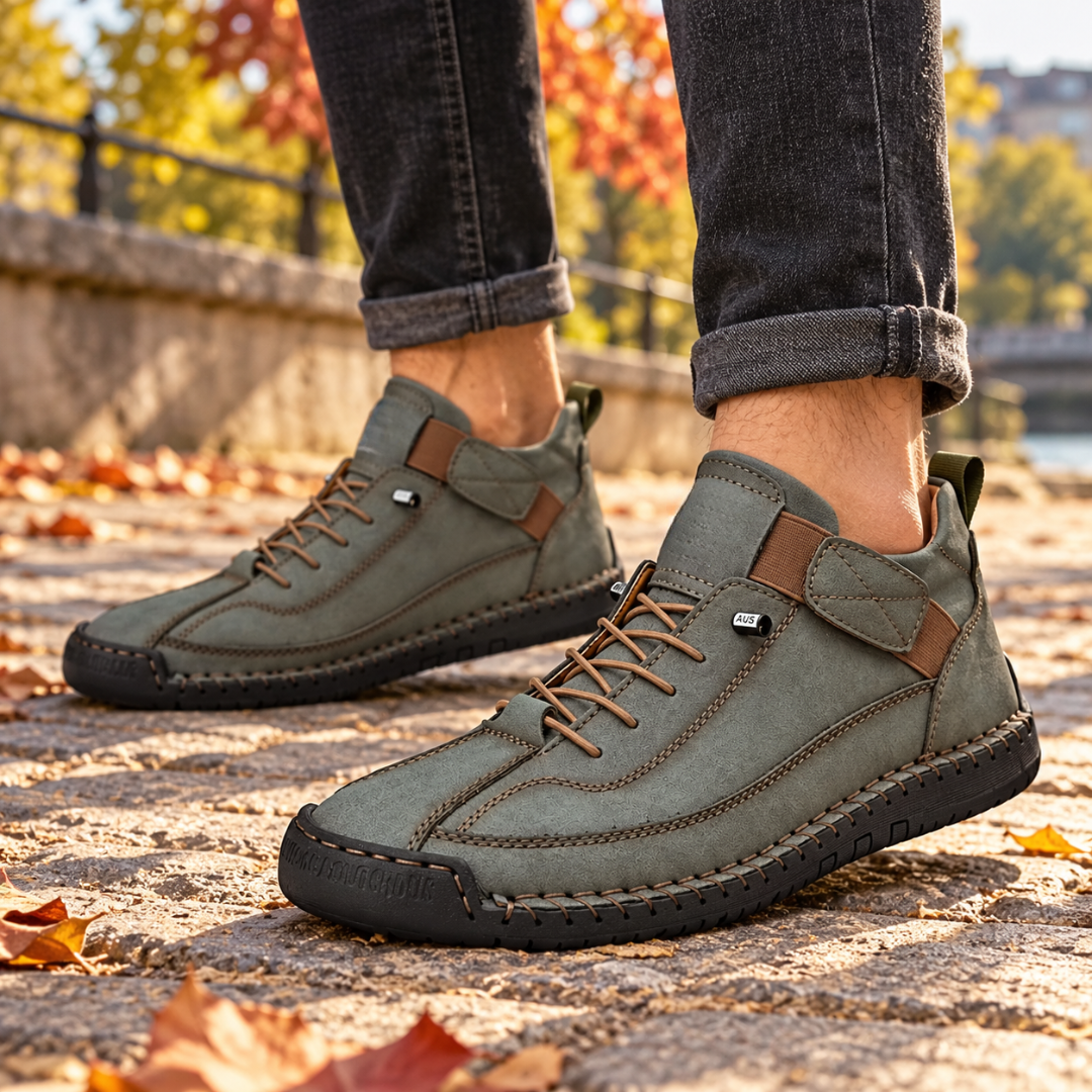 Sneakers uomo verde militare con strappo marrone e lacci chiari