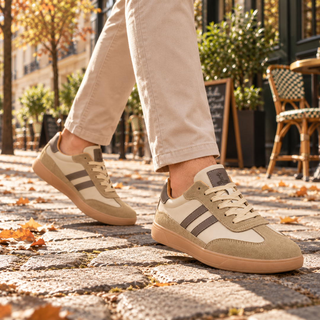 Sneakers uomo beige con doppia banda marrone laterale e lacci in tinta