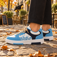Sneakers basse azzurre con inserti blu scuro e stampa a onde