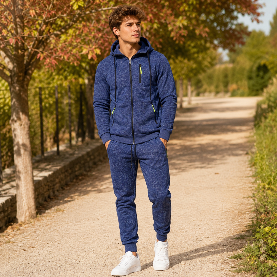 Completo tuta blu uomo con coulisse al cappuccio e pantaloni con fondo a coste