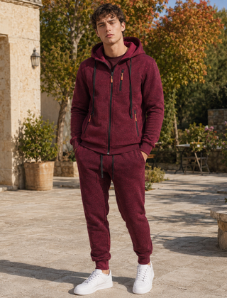 Tuta sportiva uomo rosso scuro con cappuccio, zip e tasche frontali