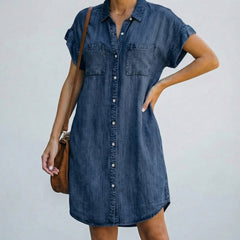 Vestito corto donna blu scuro con orlo arrotondato, bottoni chiari e due tasche applicate
