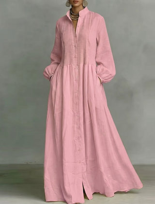 Vestito lungo rosa con collo coreano, bottoni e spacco frontale sull'orlo