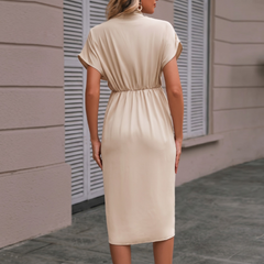 Retro del vestito midi beige con elastico in vita e linea affusolata